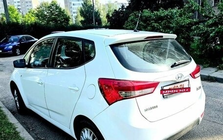 Hyundai ix20 i рестайлинг, 2010 год, 610 000 рублей, 5 фотография