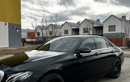 Mercedes-Benz E-Класс, 2018 год, 2 900 000 рублей, 8 фотография