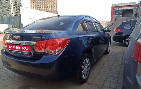 Chevrolet Cruze II, 2011 год, 820 000 рублей, 3 фотография