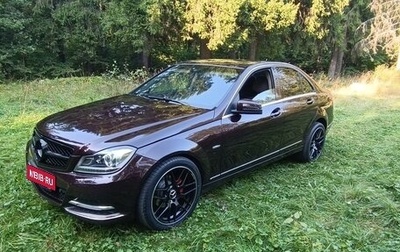 Mercedes-Benz C-Класс, 2011 год, 1 800 000 рублей, 1 фотография