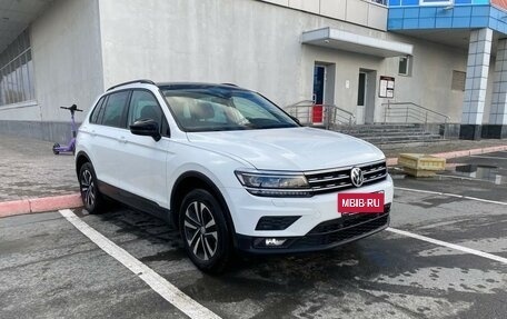 Volkswagen Tiguan II, 2020 год, 3 400 000 рублей, 11 фотография