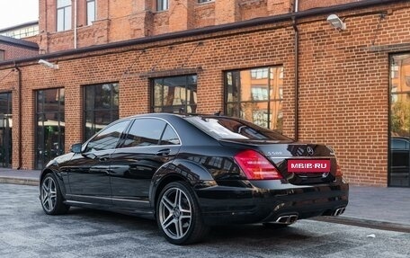 Mercedes-Benz S-Класс, 2011 год, 3 200 000 рублей, 3 фотография