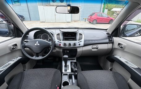 Mitsubishi L200 IV рестайлинг, 2011 год, 2 300 000 рублей, 9 фотография