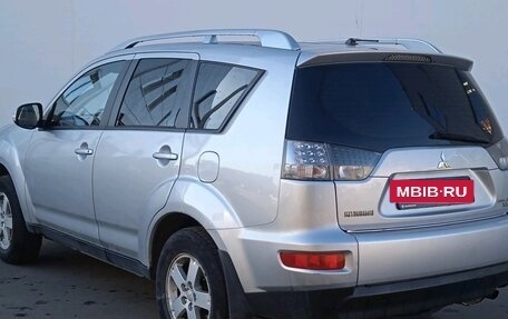 Mitsubishi Outlander III рестайлинг 3, 2010 год, 1 099 000 рублей, 7 фотография