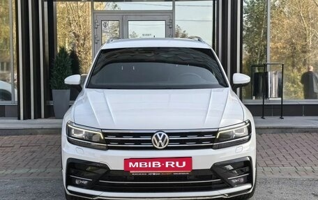 Volkswagen Tiguan II, 2018 год, 3 259 000 рублей, 2 фотография