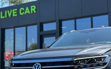 Volkswagen Touareg III, 2019 год, 5 999 000 рублей, 2 фотография