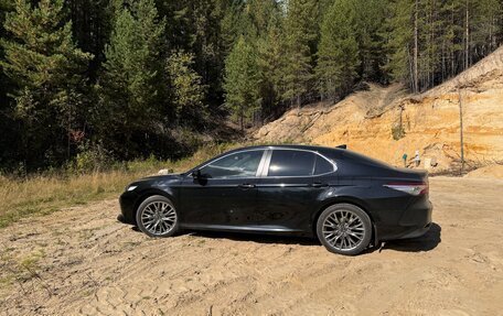 Toyota Camry, 2019 год, 2 900 000 рублей, 5 фотография