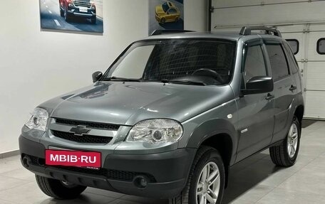 Chevrolet Niva I рестайлинг, 2012 год, 699 900 рублей, 3 фотография