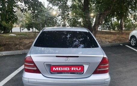 Mercedes-Benz C-Класс, 2004 год, 695 000 рублей, 21 фотография