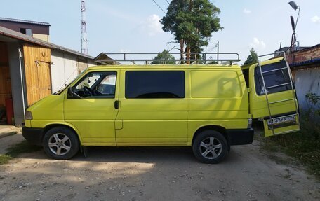 Volkswagen Transporter T4, 2003 год, 780 000 рублей, 1 фотография