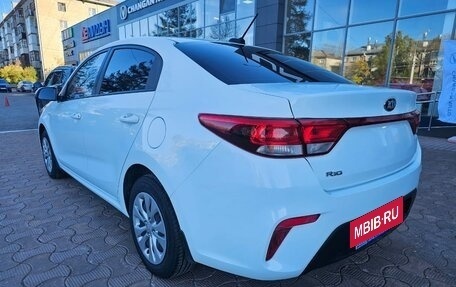 KIA Rio IV, 2017 год, 1 330 000 рублей, 8 фотография