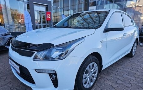 KIA Rio IV, 2017 год, 1 330 000 рублей, 6 фотография