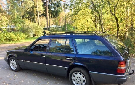 Mercedes-Benz E-Класс, 1995 год, 600 000 рублей, 6 фотография