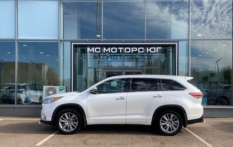 Toyota Highlander III, 2013 год, 2 899 000 рублей, 3 фотография