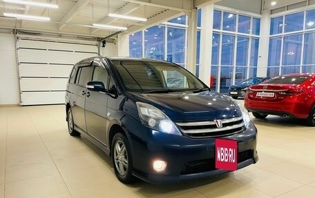 Toyota ISis I, 2011 год, 1 549 000 рублей, 8 фотография