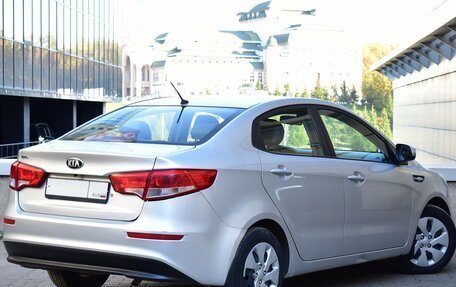 KIA Rio III рестайлинг, 2016 год, 900 000 рублей, 3 фотография