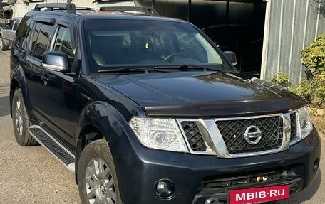 Nissan Pathfinder, 2011 год, 1 700 000 рублей, 1 фотография