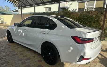 BMW 3 серия, 2019 год, 3 694 000 рублей, 9 фотография