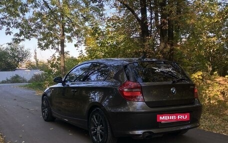 BMW 1 серия, 2007 год, 880 000 рублей, 4 фотография