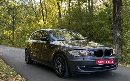 BMW 1 серия, 2007 год, 880 000 рублей, 8 фотография