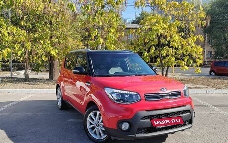 KIA Soul II рестайлинг, 2018 год, 1 790 000 рублей, 3 фотография