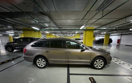 Skoda Superb III рестайлинг, 2011 год, 1 600 000 рублей, 6 фотография