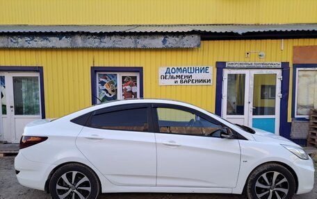 Hyundai Solaris II рестайлинг, 2013 год, 1 200 000 рублей, 10 фотография