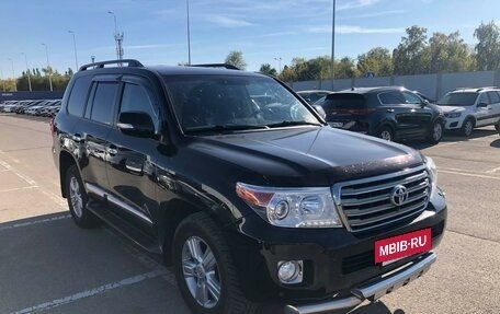 Toyota Land Cruiser 200, 2015 год, 5 063 000 рублей, 2 фотография