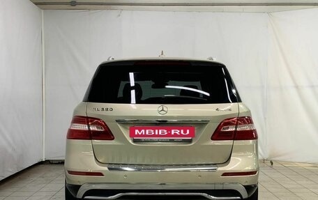 Mercedes-Benz M-Класс, 2012 год, 2 750 000 рублей, 6 фотография