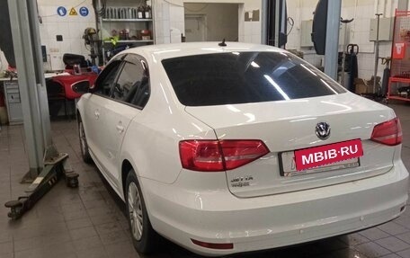 Volkswagen Jetta VI, 2015 год, 1 190 000 рублей, 4 фотография