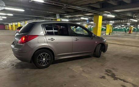 Nissan Tiida, 2011 год, 950 000 рублей, 4 фотография