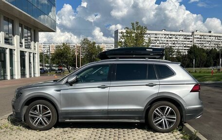 Volkswagen Tiguan II, 2020 год, 3 690 000 рублей, 3 фотография