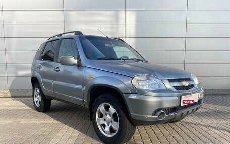 Chevrolet Niva I рестайлинг, 2010 год, 510 000 рублей, 2 фотография