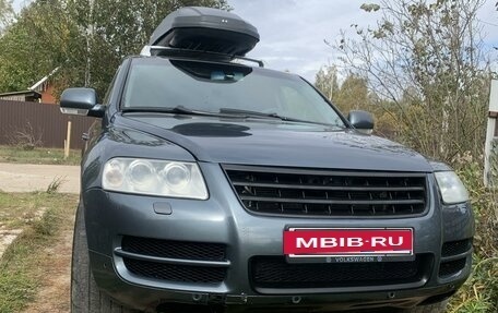 Volkswagen Touareg III, 2003 год, 930 000 рублей, 3 фотография