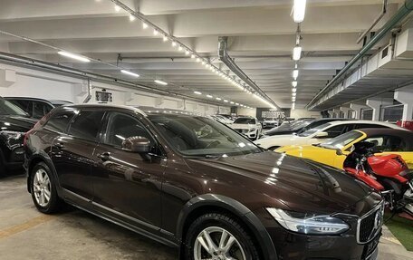 Volvo V90 Cross Country I рестайлинг, 2018 год, 3 175 000 рублей, 14 фотография