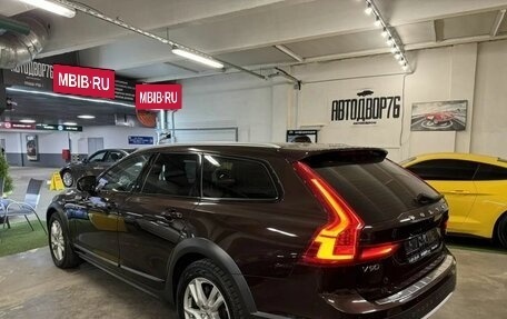 Volvo V90 Cross Country I рестайлинг, 2018 год, 3 175 000 рублей, 9 фотография