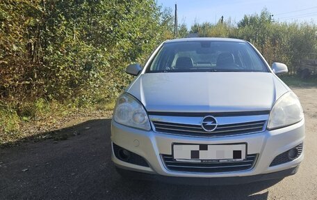 Opel Astra H, 2013 год, 650 000 рублей, 3 фотография