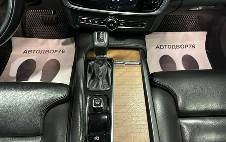 Volvo S90 II рестайлинг, 2017 год, 2 999 000 рублей, 31 фотография