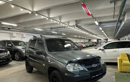 Chevrolet Niva I рестайлинг, 2011 год, 599 000 рублей, 2 фотография