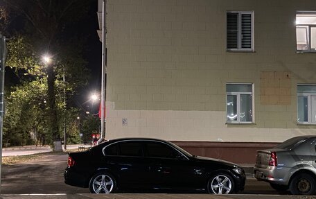 BMW 3 серия, 2007 год, 1 500 000 рублей, 3 фотография