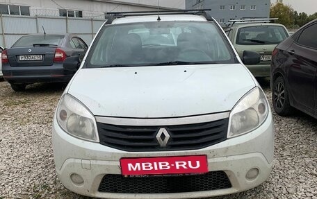 Renault Sandero I, 2013 год, 600 000 рублей, 1 фотография