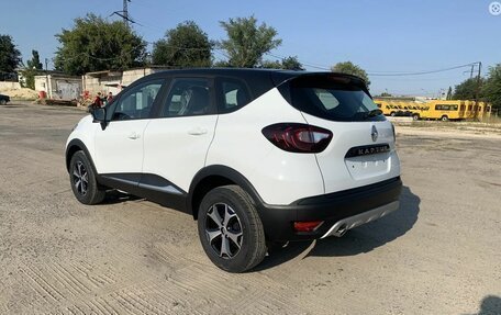 Renault Kaptur I рестайлинг, 2020 год, 2 150 000 рублей, 6 фотография