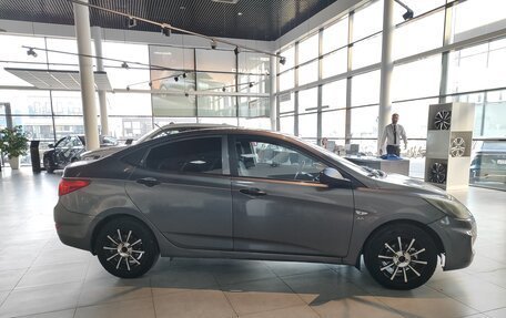 Hyundai Solaris II рестайлинг, 2013 год, 910 000 рублей, 4 фотография