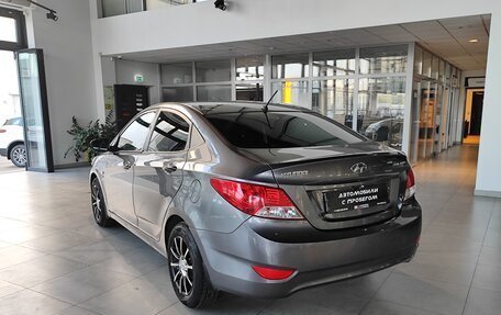 Hyundai Solaris II рестайлинг, 2013 год, 910 000 рублей, 7 фотография