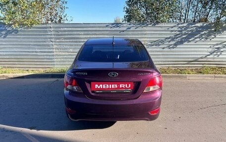 Hyundai Solaris II рестайлинг, 2012 год, 645 000 рублей, 5 фотография