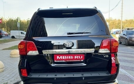 Toyota Land Cruiser 200, 2013 год, 3 599 000 рублей, 7 фотография