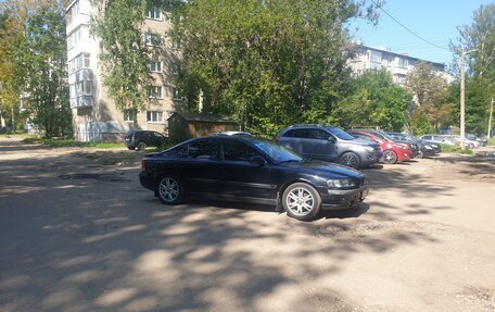 Volvo S60 III, 2002 год, 379 000 рублей, 2 фотография