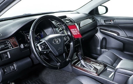 Toyota Camry, 2016 год, 2 480 000 рублей, 16 фотография