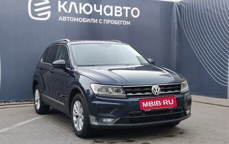 Volkswagen Tiguan II, 2017 год, 2 870 000 рублей, 3 фотография