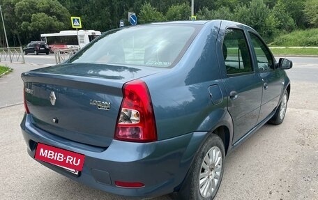 Renault Logan I, 2014 год, 700 000 рублей, 3 фотография